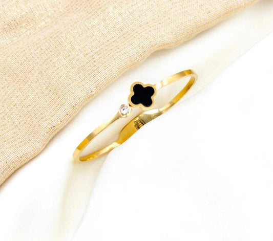 Stainless Steel Clover Bangle
